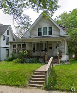 Building Photo - 2511 N Logan Ave