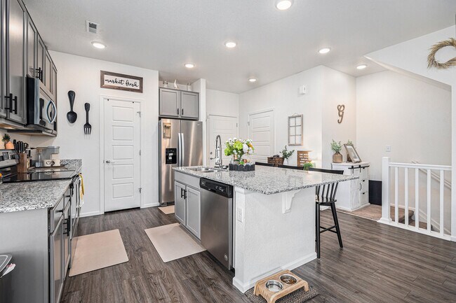 Building Photo - 20000 E 40th Ave