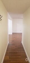 Building Photo - 512 9A St NE