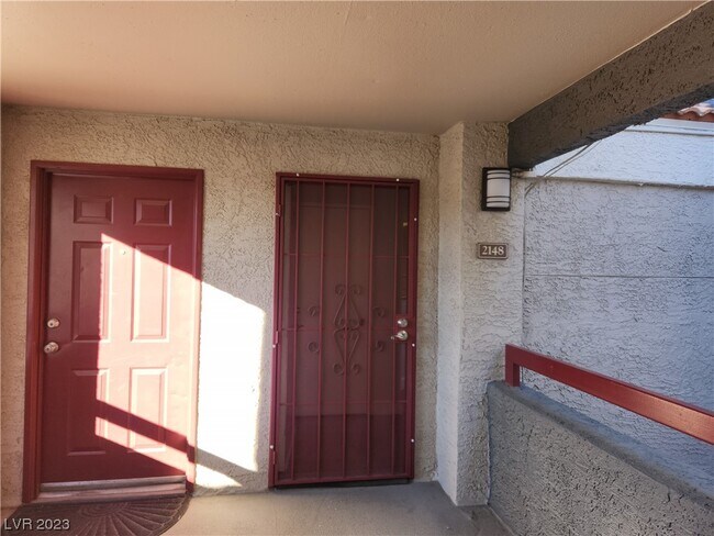 Foto del edificio - 8600 W Charleston Blvd