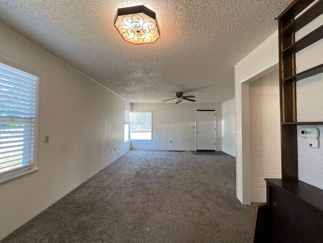 Foto del edificio - 1012 Pleasant Ave