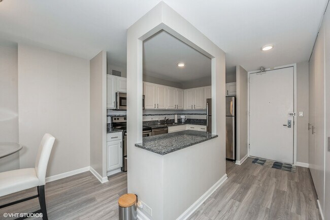 Foto del edificio - 2020 N Lincoln Park W
