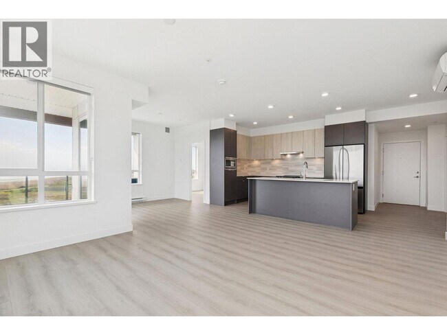 Building Photo - 2463 Rabbit Dr