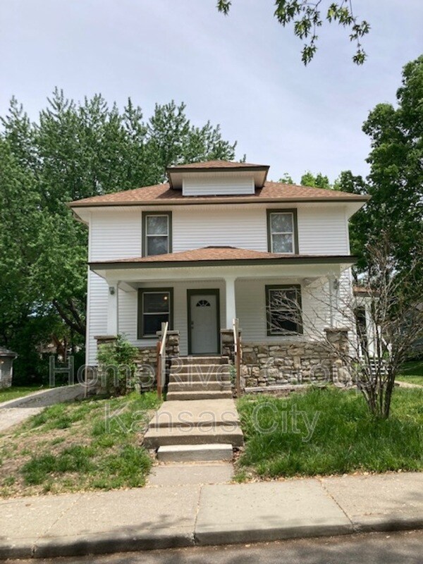 Primary Photo - 133 S Lincoln St