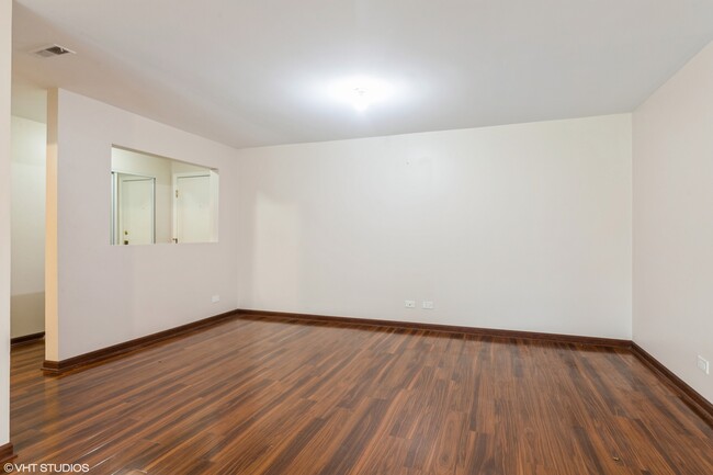 Foto del edificio - 1525 Sander Ct