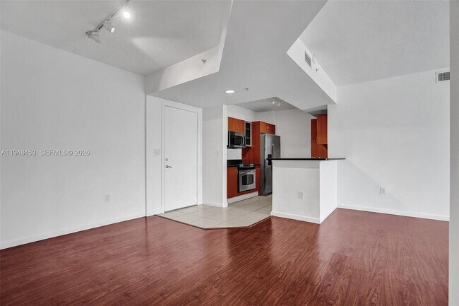 Foto del edificio - 18800 NE 29th Ave