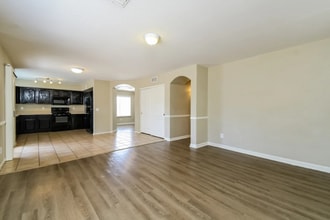 Building Photo - 2605 N 128th Ln