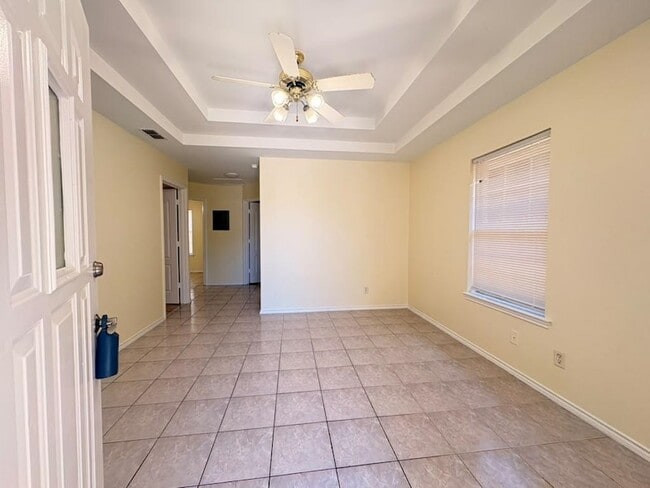 Building Photo - 416 Prescott Loop