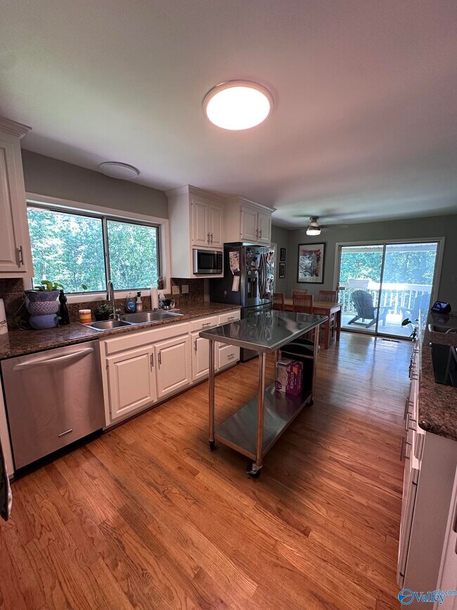 Foto del edificio - 2210 Briarcliff Rd SE
