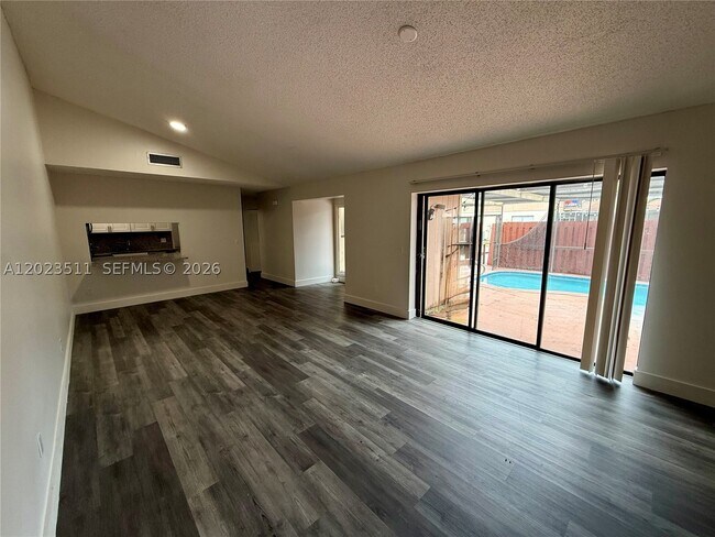 Building Photo - 4300 Landar Dr