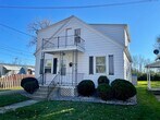 Foto principal - 915 12th Ave