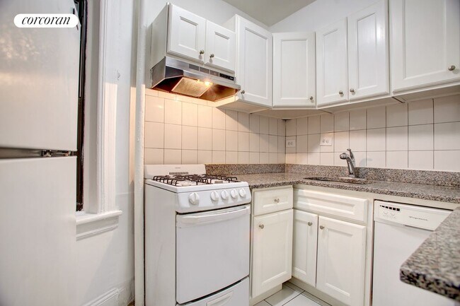 Foto del edificio - 410 E 59th St
