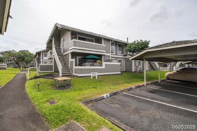 Building Photo - $2700 / 2 BED / 1 BATH IN WAIPIO