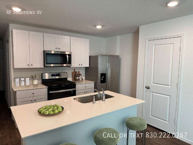 Foto del edificio - 5041 Pitch