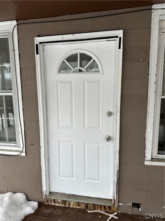 Foto del edificio - 705 N James St