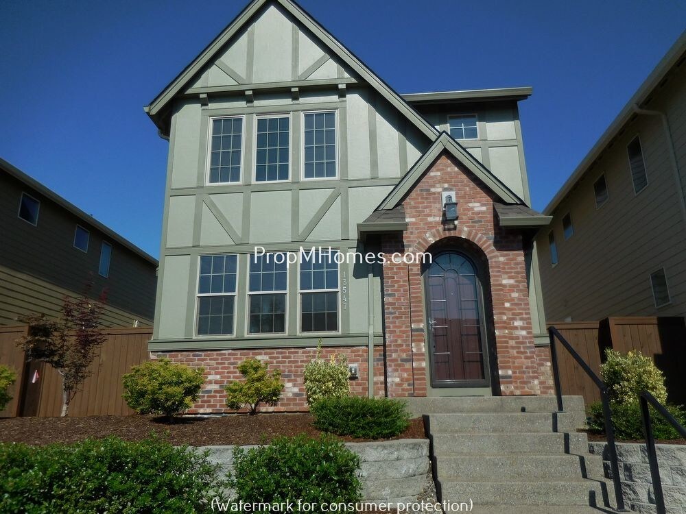 Primary Photo - 13547 SW MacBeth Dr