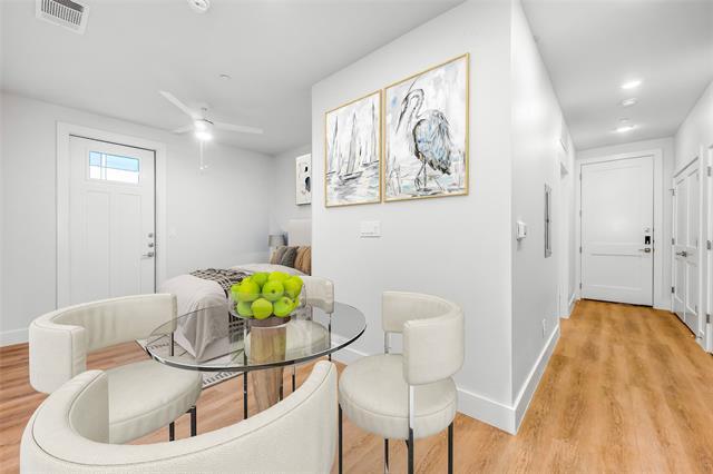 Foto del edificio - 5313 Reiger Ave