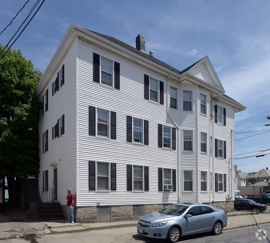 Building Photo - 311 Coffin Ave