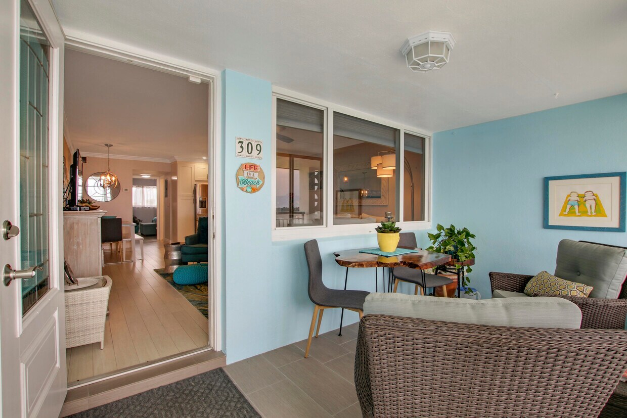 Foto principal - 100 Shore Ct