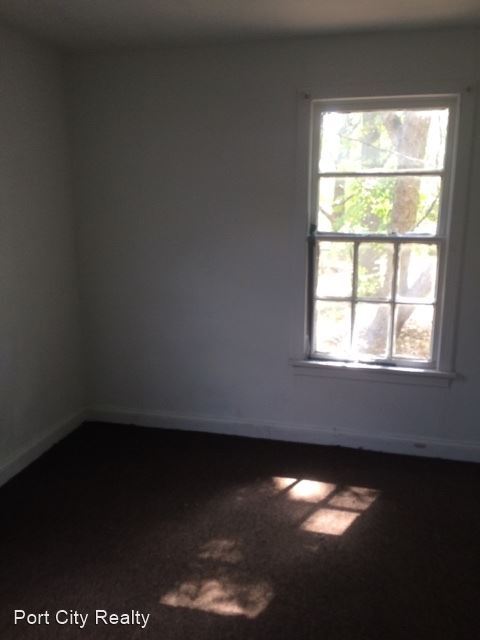 Building Photo - 2 br, 1 bath House - 3227 Judson St