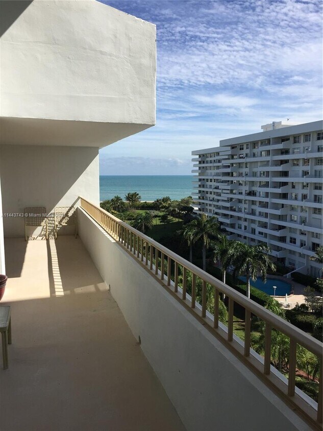 Foto principal - 155 Ocean Ln Dr