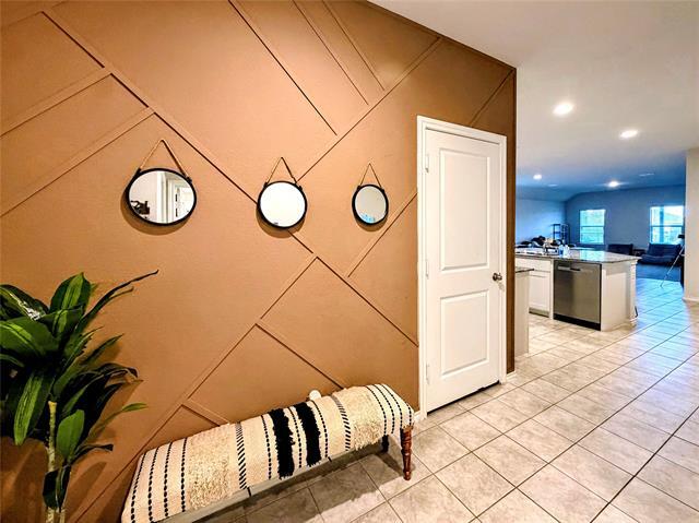 Building Photo - 16628 Hay Vly Dr