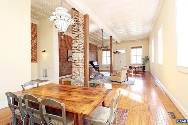 Building Photo - 2874 Ivy Depot Ln