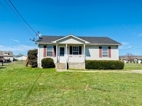 Building Photo - 124 Gleaves Ln