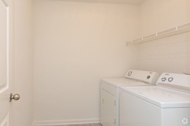 2HAB, 2BA - 1.025 ft² - The Regency Apartment Homes