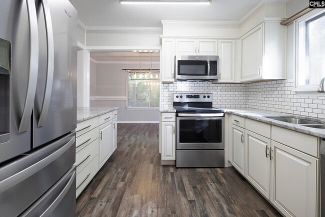 Foto del edificio - 251 Shoreline Dr