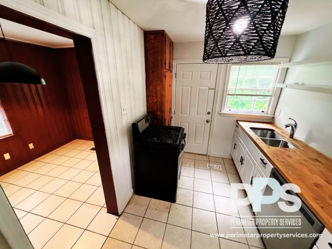 Photo - 2940 Harlan Dr House