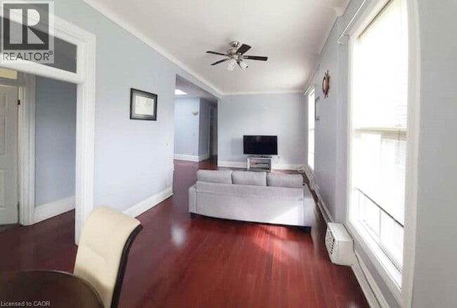 Photo du bâtiment - 83 Walnut St S