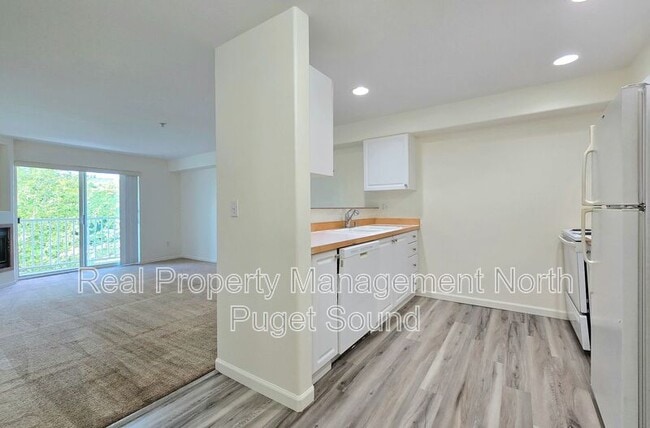 Foto del edificio - 18621 Blueberry Ln