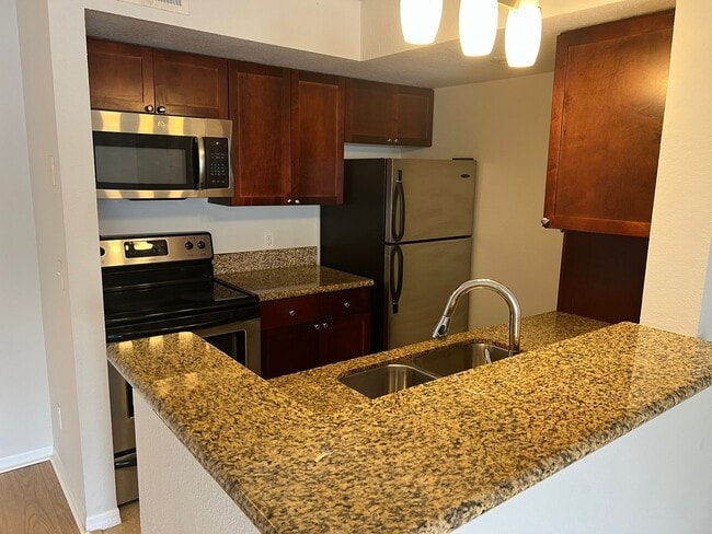 Photo - 5156 Conroy Rd Townhome