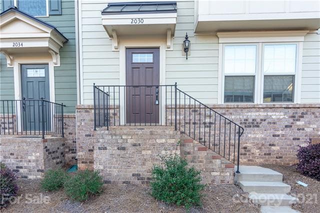 Building Photo - 2030 Sage Park Dr