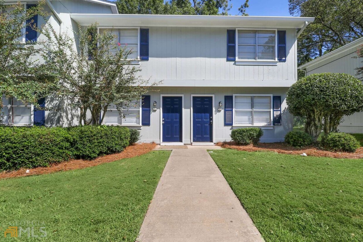 364 N 19th St Unit A, Griffin, GA 30223 Room for Rent in Griffin, GA