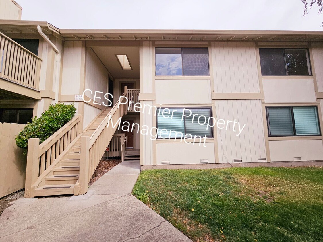 Photo - Sunny and Bright 2 Bedroom, 1 Bath Condo in El Sobrante - 3806 Via Verdi