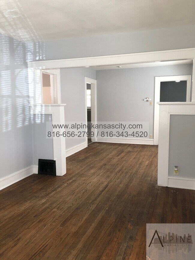 Building Photo - 1 Bedroom KCK Home!
