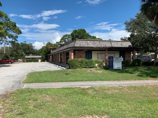 Building Photo - 2100 Sunrise Blvd