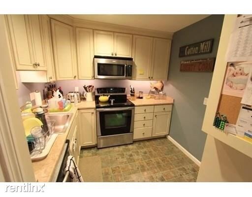 Building Photo - 2 br, 1 bath  - 350 W 4th St Apt 106