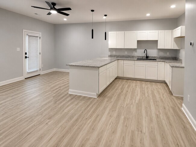 Foto del edificio - 3103 Cricket Rd