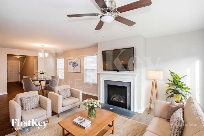 Foto del edificio - 4203 Long Arrow Dr