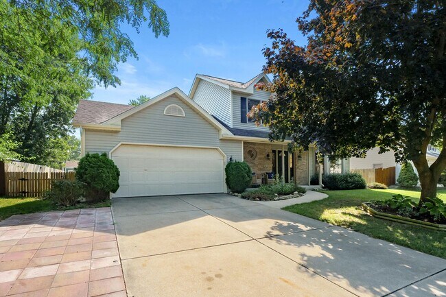 Foto del edificio - 7817 Chippewa St