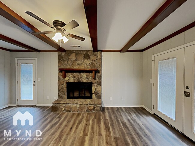 Building Photo - 3257 Bobbie Ln