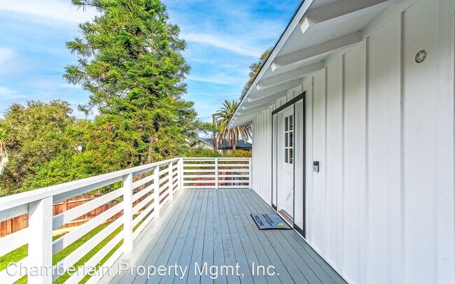 Foto del edificio - 2 br, 2 bath House - 2424 Dunstan