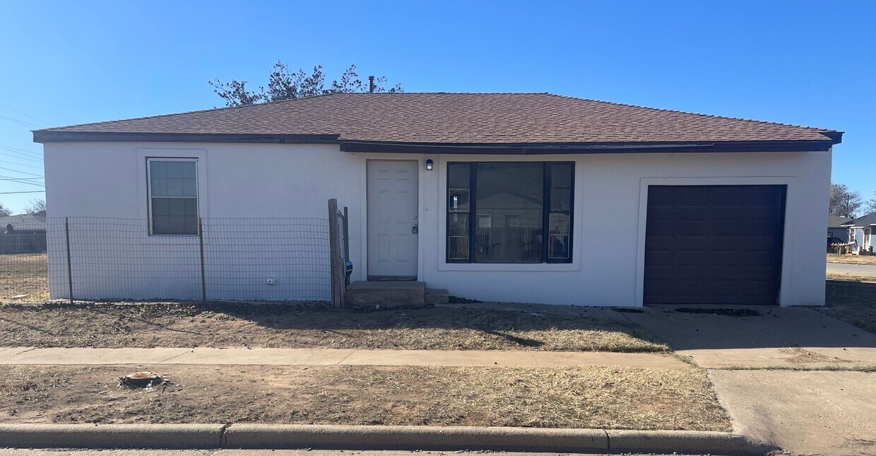 Building Photo - Completely Remodeled 2 Bedroom in Frenship...
