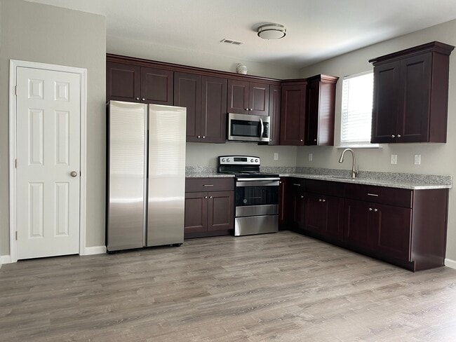 Photo - 1307 W 27th St House