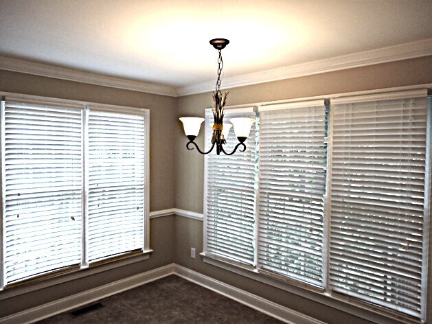 Foto del edificio - 4812 Forest Highland Dr