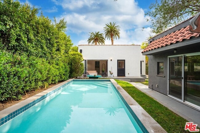 Photo - 623 N Sierra Bonita Ave House