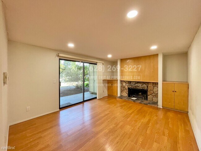 Foto del edificio - 2 br, 2 bath Condo - 4635 W Lake Sammamish...